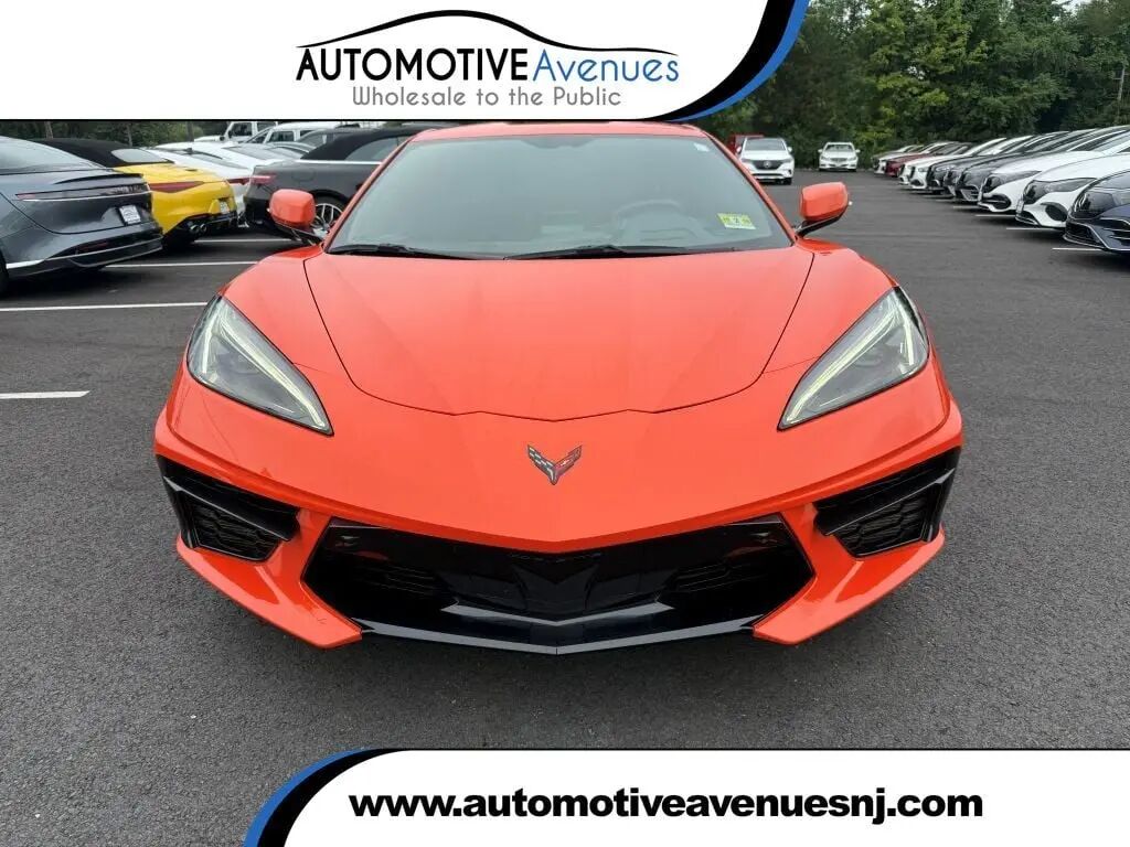 2021 Chevrolet Corvette Stingray — photo 1 of 13