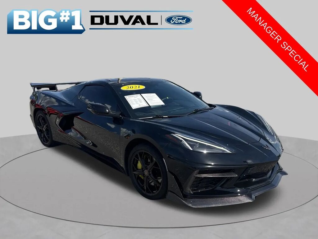 2021 Chevrolet Corvette Stingray — photo 1 of 13
