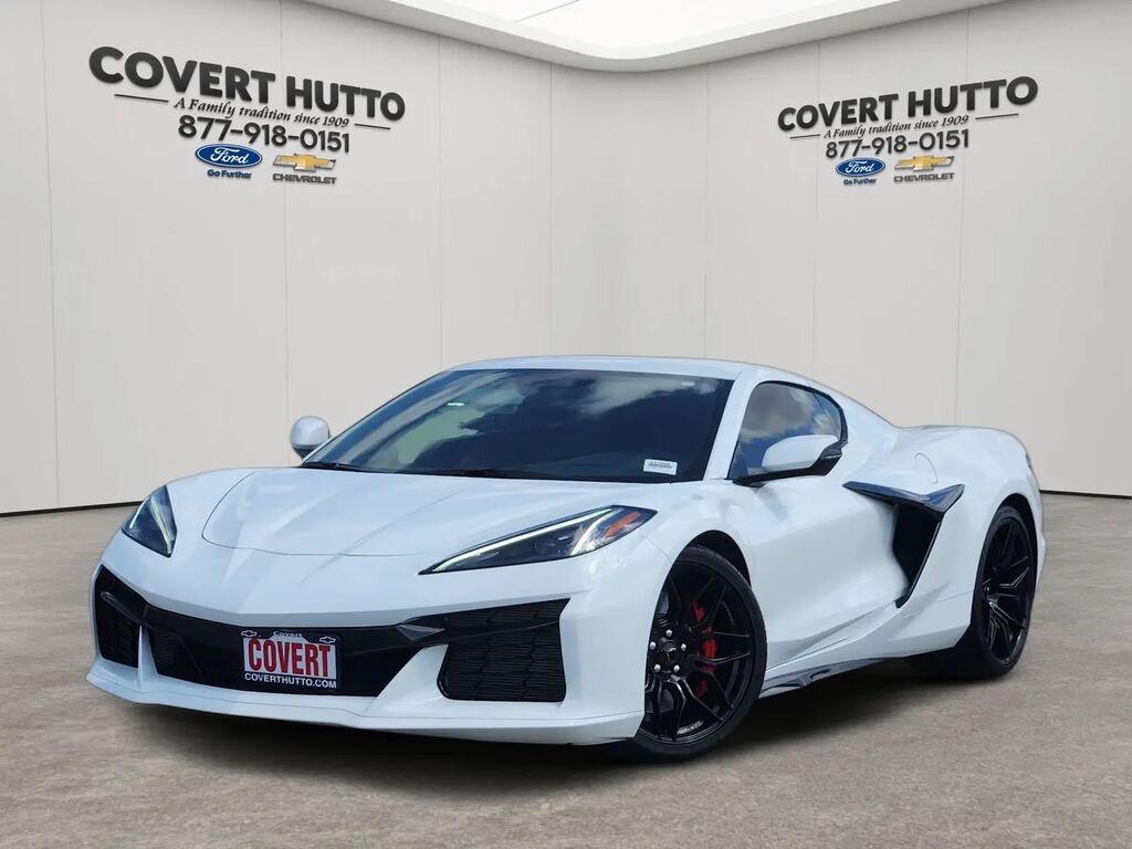 2025 Chevrolet Corvette Z06 — photo 1 of 13