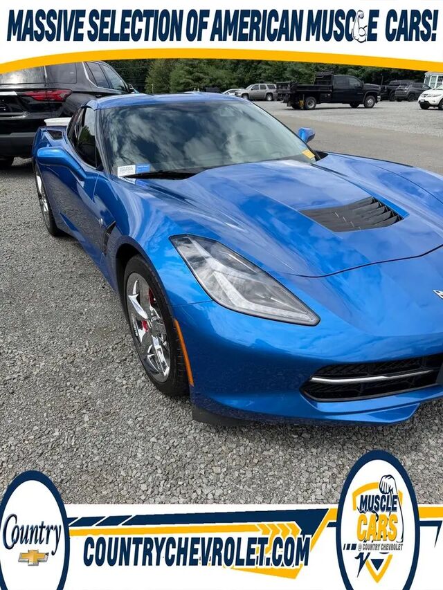 2015 Chevrolet Corvette Stingray — photo 1 of 13