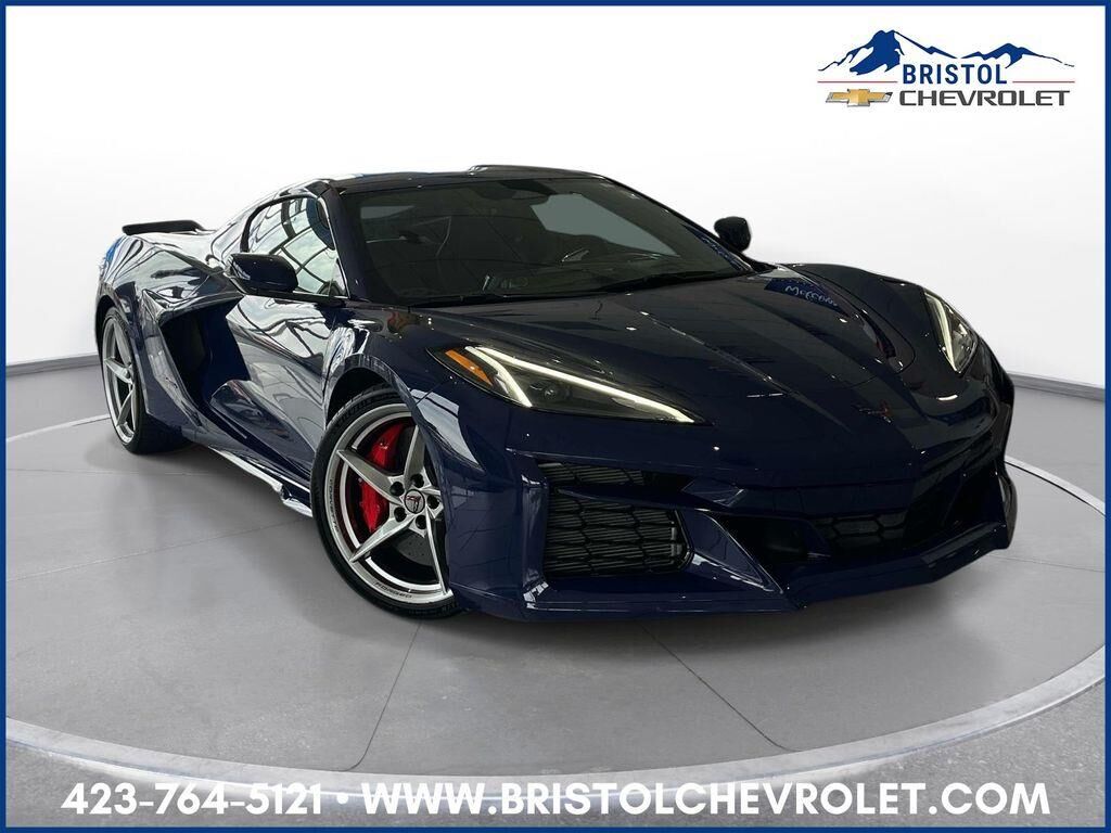 2026 Chevrolet Corvette E-Ray — photo 1 of 13