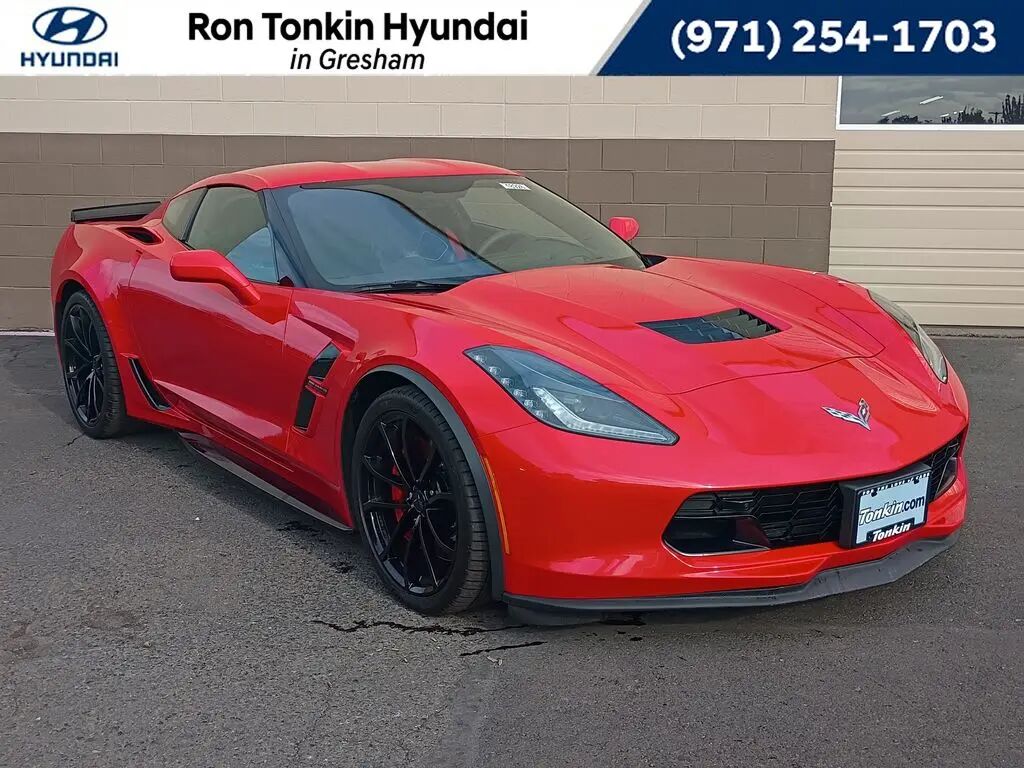 2017 Chevrolet Corvette Grand Sport — photo 1 of 13