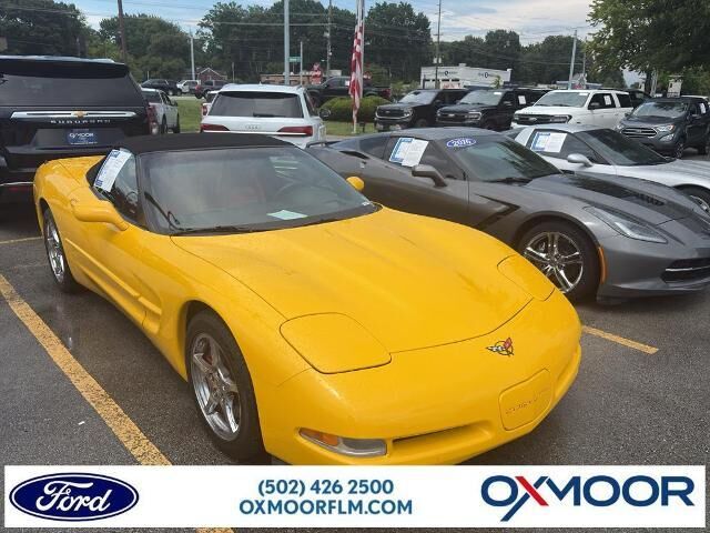 2001 Chevrolet Corvette Base