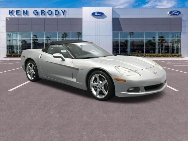 2005 Chevrolet Corvette Base