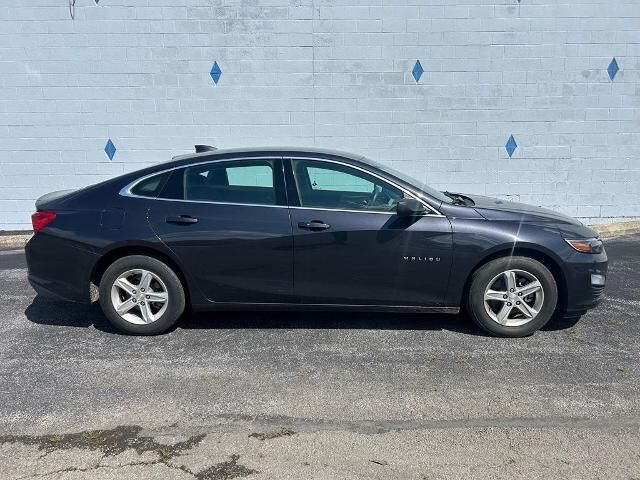 2022 Chevrolet Malibu LS
