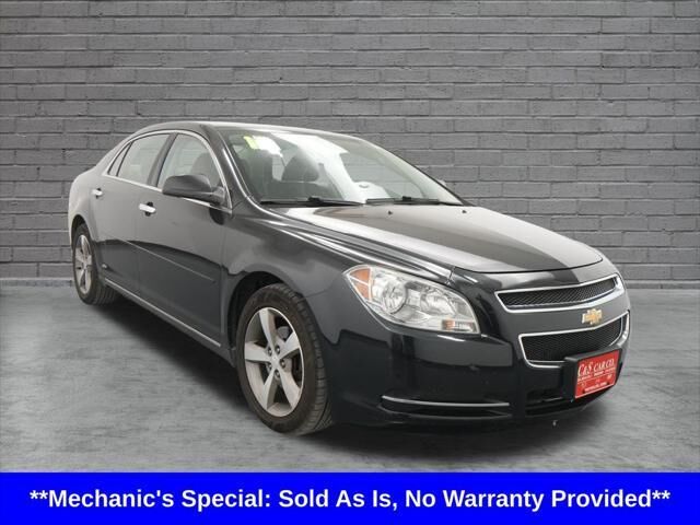 2012 Chevrolet Malibu LT — photo 1 of 13
