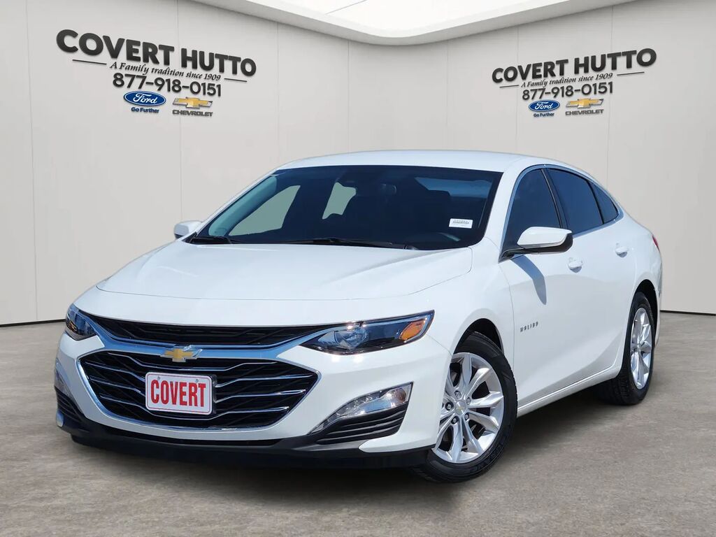 2023 Chevrolet Malibu LT — photo 1 of 13
