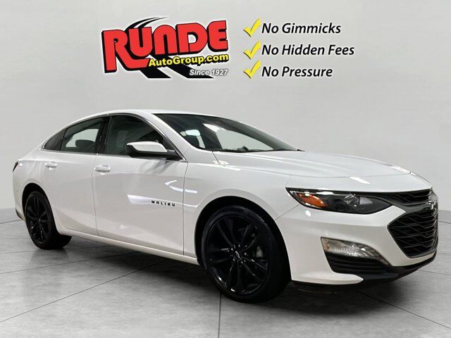 2024 Chevrolet Malibu LT — photo 1 of 12