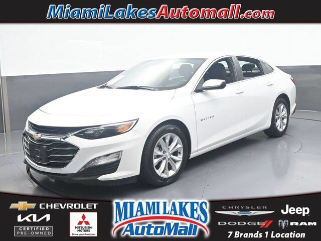 2025 Chevrolet Malibu LT — photo 1 of 11