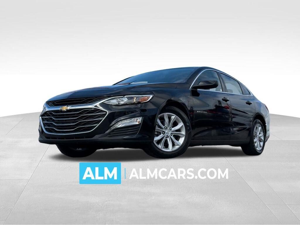 2024 Chevrolet Malibu LT — photo 1 of 13