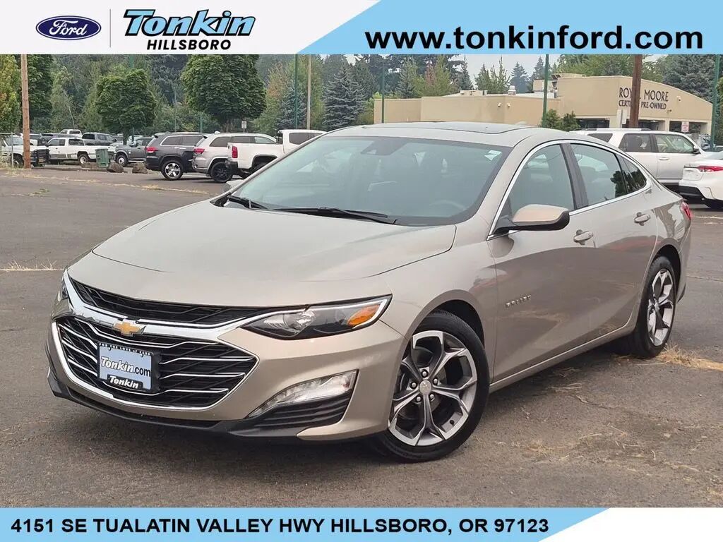 2024 Chevrolet Malibu LT — photo 1 of 13