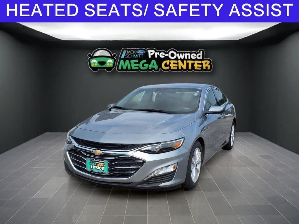 2025 Chevrolet Malibu LT — photo 1 of 2