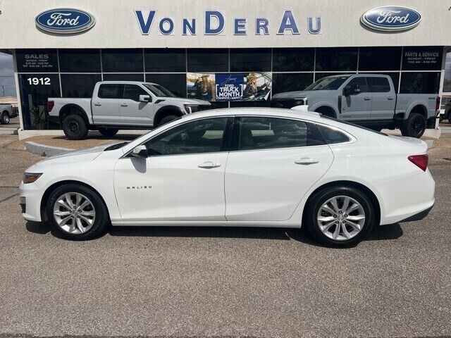 2023 Chevrolet Malibu LT — photo 1 of 13