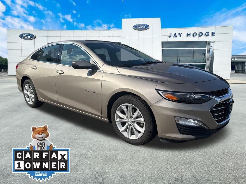 2025 Chevrolet Malibu LT — photo 1 of 1