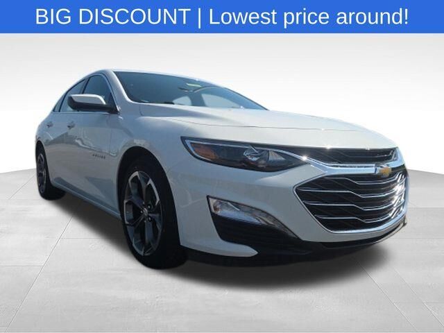 2020 Chevrolet Malibu LT — photo 1 of 13