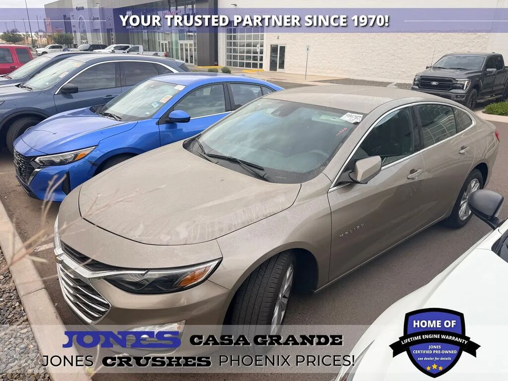 2024 Chevrolet Malibu LT — photo 1 of 4