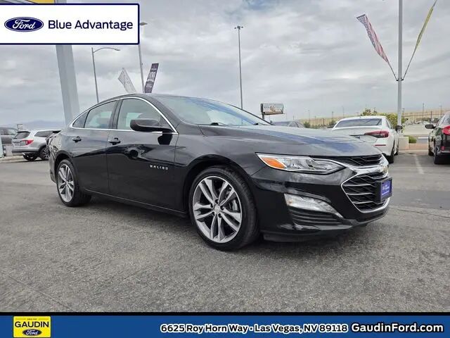 2024 Chevrolet Malibu LT — photo 1 of 12