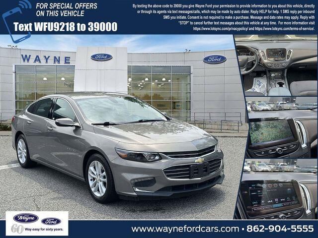 2017 Chevrolet Malibu LT — photo 1 of 11