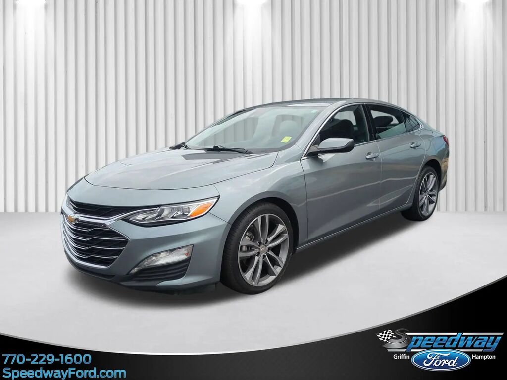 2024 Chevrolet Malibu LT — photo 1 of 13