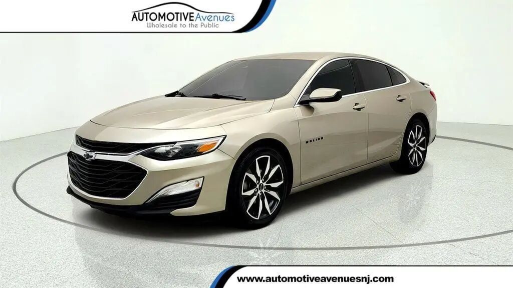 2024 Chevrolet Malibu RS — photo 1 of 13