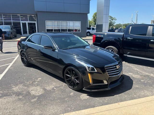 2017 Cadillac CTS 3.6L Luxury — photo 1 of 13