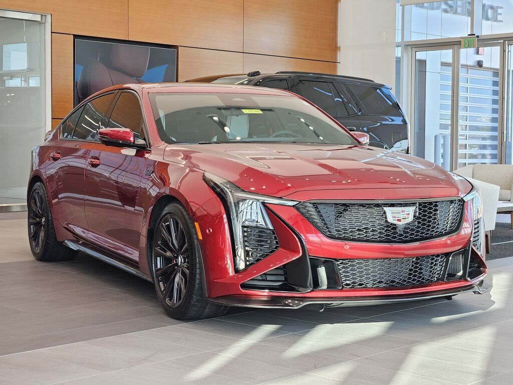 2025 Cadillac CT5-V — photo 1 of 7
