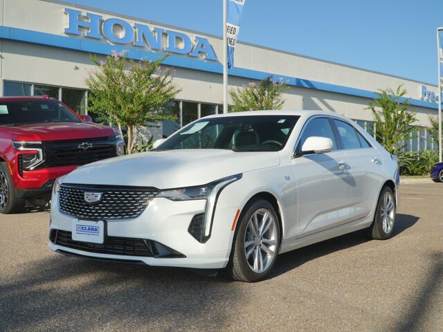 2024 Cadillac CT4 Luxury