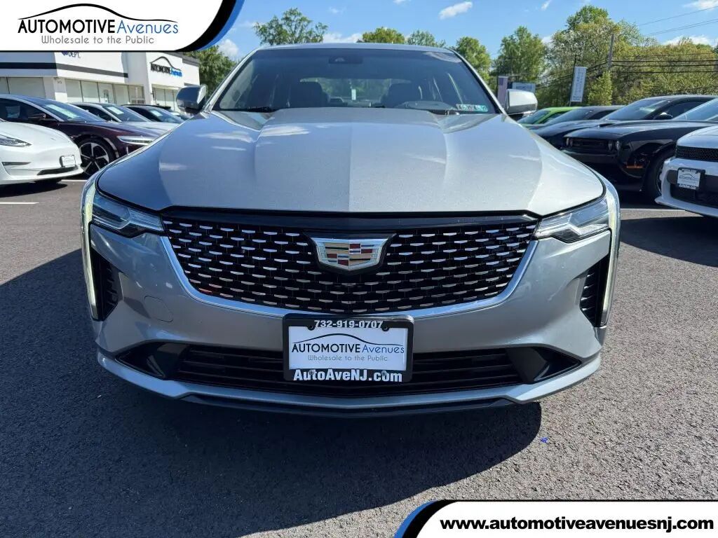 2023 Cadillac CT4 Luxury
