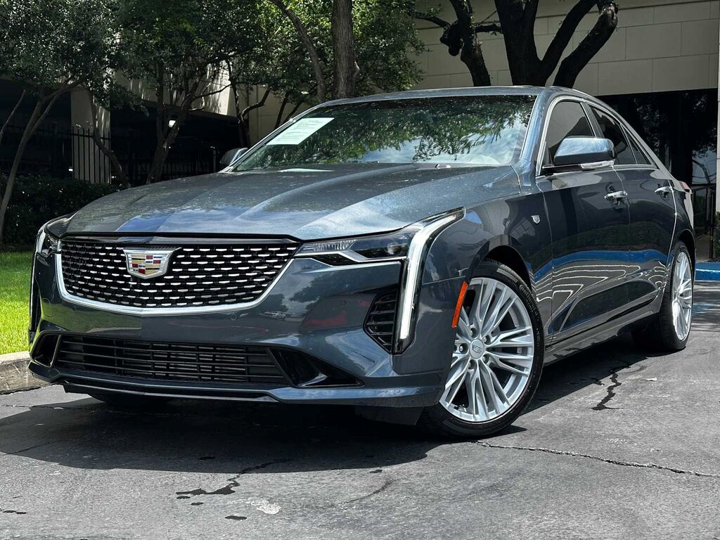 2025 Cadillac CT4 — photo 1 of 7