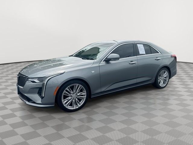 2024 Cadillac CT4