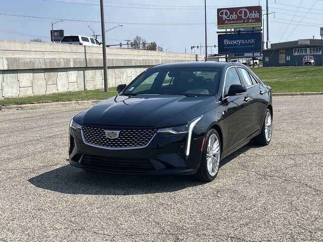 2024 Cadillac CT4