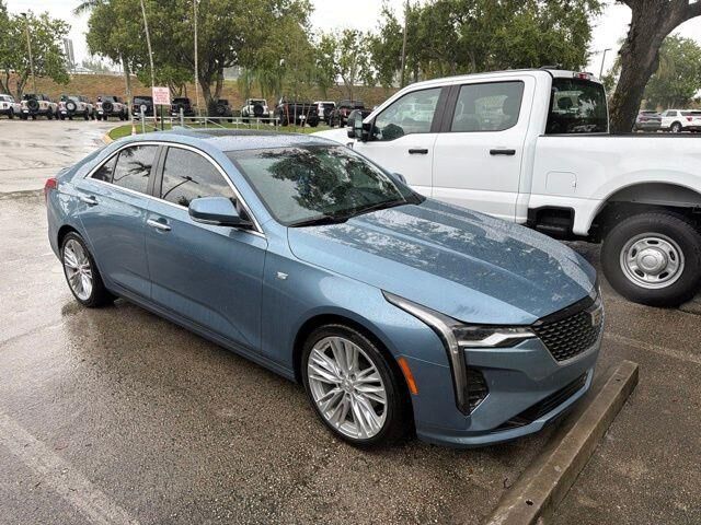 2024 Cadillac CT4 Premium Luxury