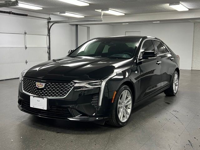 2024 Cadillac CT4