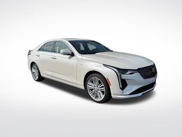 2022 Cadillac CT4
