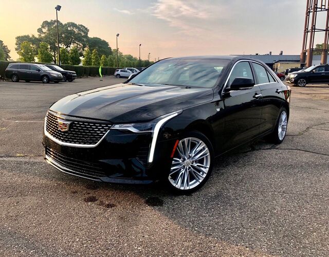 2023 Cadillac CT4