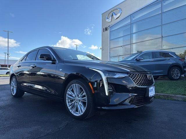 2025 Cadillac CT4 Premium Luxury
