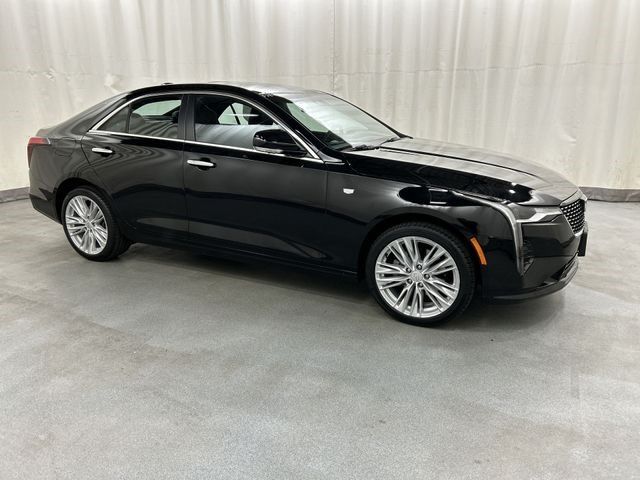 2025 Cadillac CT4