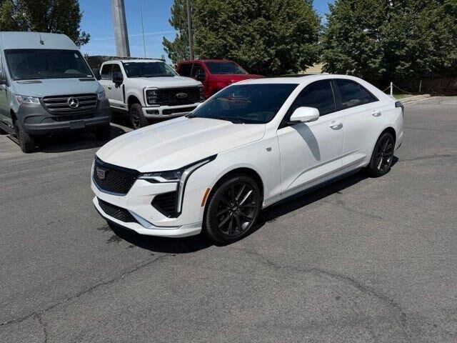 2022 Cadillac CT4 Sport