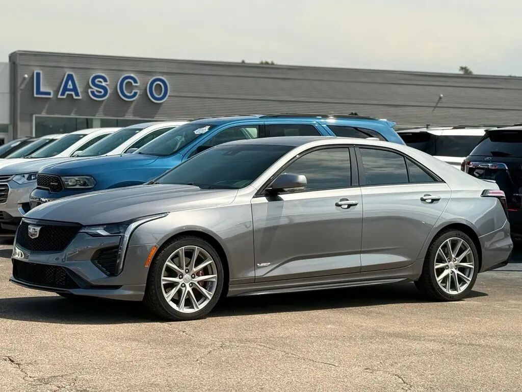 2021 Cadillac CT4-V Base — photo 1 of 13