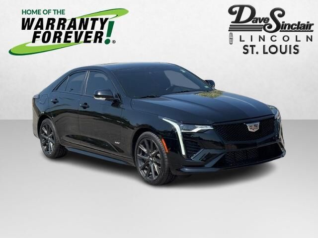 2022 Cadillac CT4-V Base