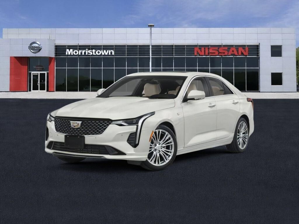 2023 Cadillac CT4 Luxury — photo 1 of 1