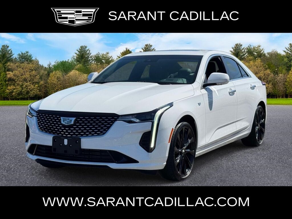 2022 Cadillac CT4 — photo 1 of 7
