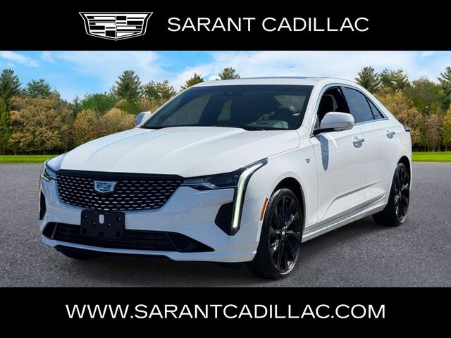 2022 Cadillac CT4
