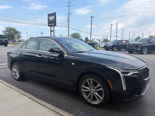 2023 Cadillac CT4