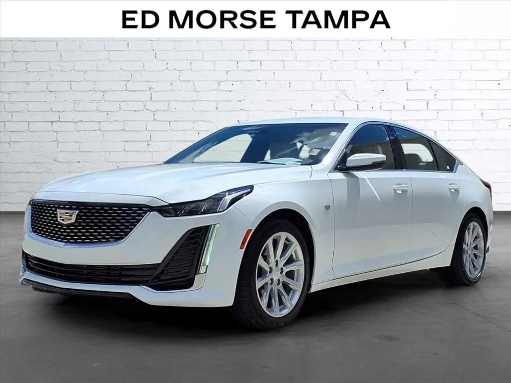 2023 Cadillac CT5 Luxury — photo 1 of 13