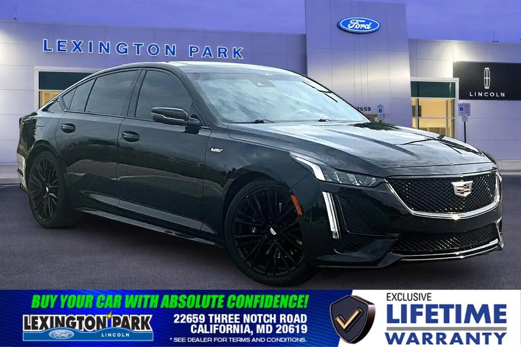 2023 Cadillac CT5-V Base — photo 1 of 13