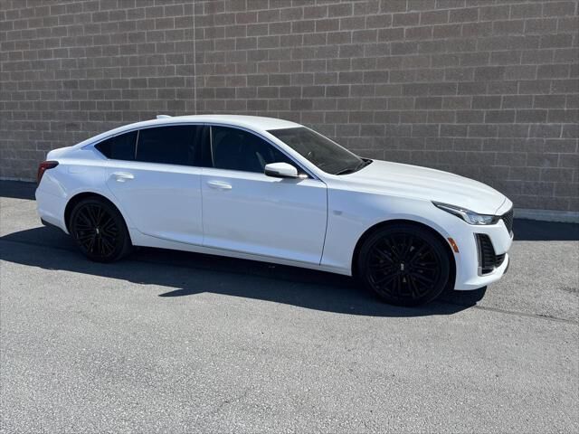 2021 Cadillac CT5 Luxury