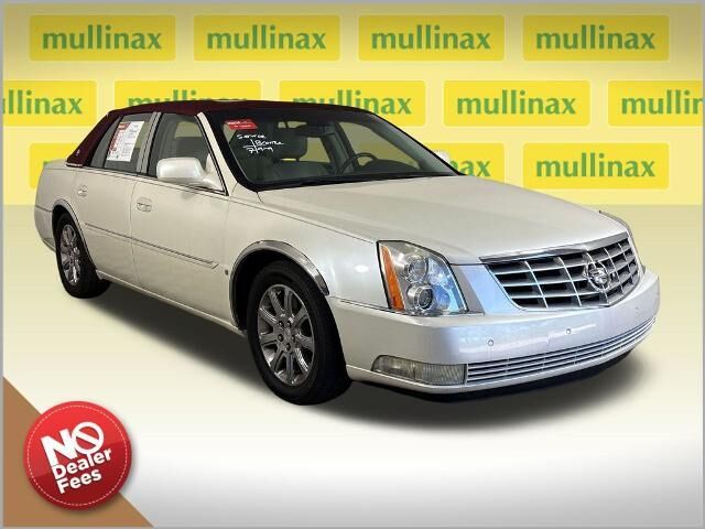 2008 Cadillac DTS Base