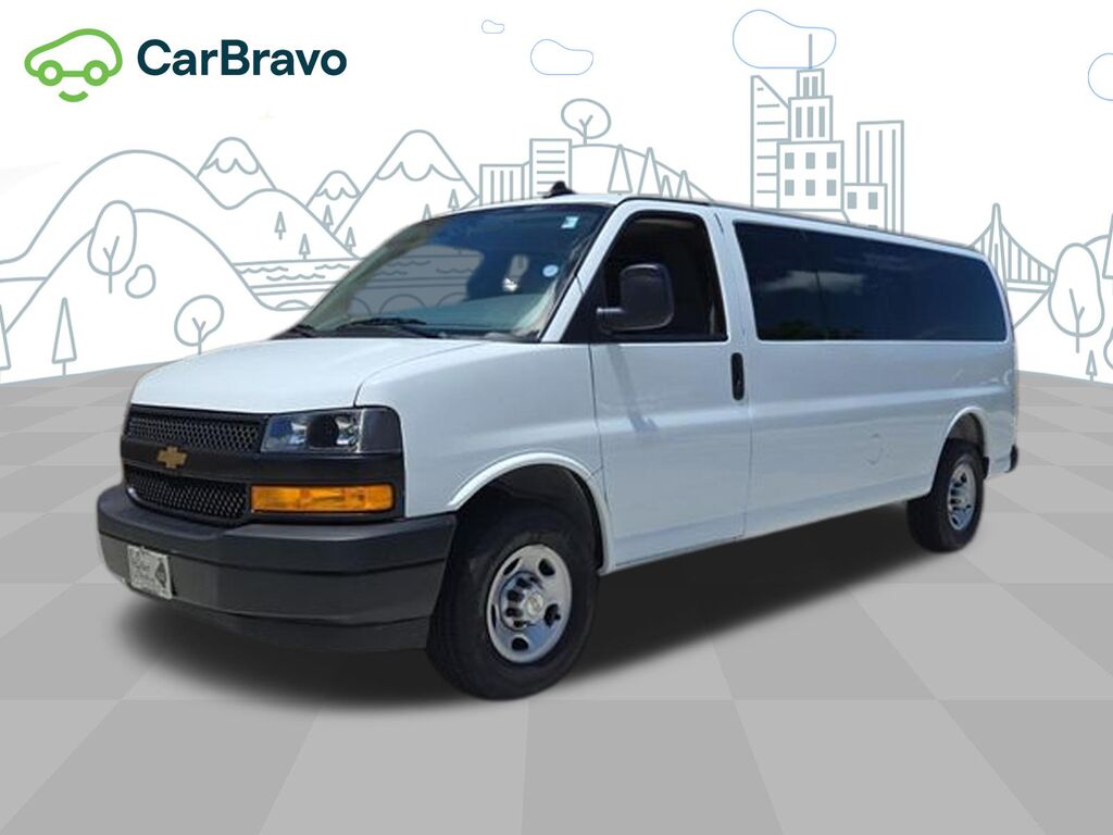 2025 Chevrolet Express Passenger 1LS — photo 1 of 6