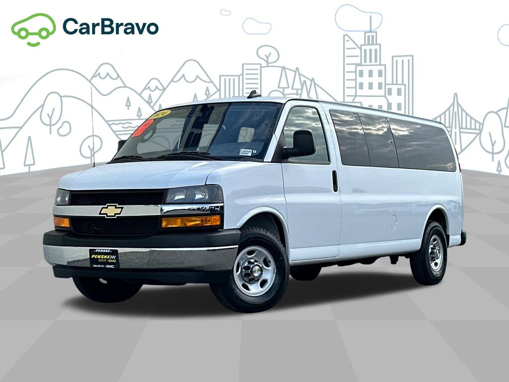 2024 Chevrolet Express Passenger 1LT — photo 1 of 7